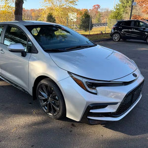 Nouvelle berline SE FWD 2026, boîte manuelle/automatique, essence, intérieur foncé, pneus R15/R16, phares LED, écran tactile - Product Image 1