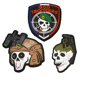 Personnalisé conçu 3D PVC Silicone Sergé Tissu PVC Souple En Relief Patch Tissé Fleur Personnalisé Vêtements Chapeau Accessoires Usine - Product Image 5