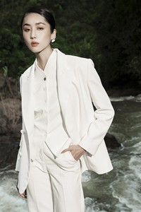 Nueva colección Conjunto de chaqueta para mujer 3 bolsillos delanteros Jocelyn Chaqueta con muescas Tela de alta calidad Ropa de mujer Whiteant Vietnam - Product Image 3