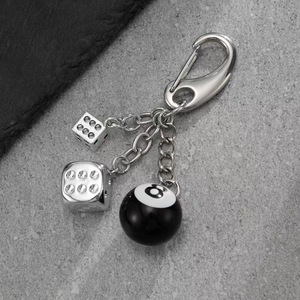 Móc khóa xúc xắc kim loại hip-hop cá tính Châu Âu và Mỹ Mặt dây chuyền denim cao cấp cho Nam Mặt Dây chuyền retro - Product Image 3