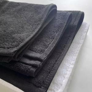 Serviettes en éponge unies jetables de qualité supérieure OEM, légères et rafraîchissantes, douces, brodées, pour la maison, la salle de sport, la plage, l'hôtel, écologiques - Product Image 4