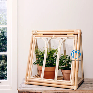 Decoración de mesa de arquitectura de estilo clásico, un Mini invernadero para sus plantas con puerta con bisagras de elevación, terrario arqueado de ratán - Product Image 4
