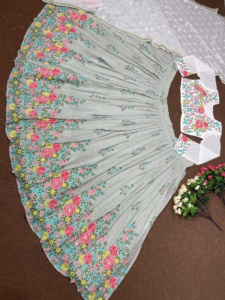 Designer Georgette Brodé Séquence Travail Lehenga Choli avec Dupatta Heavy Wear Vêtements Indiens et Pakistanais - Product Image 3