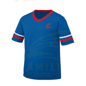 Haut maillot de football en polyester avec nouveau design séchage rapide et impression de nom haut souple avec logo de l'équipe maillot vierge d'origine - Product Image 2