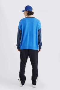 Jogging court de mode urbaine fabriqué au Pakistan, avec poches latérales, coupe slim fuselée, taille élastique, design plissé, respirant et personnalisable - Product Image 6