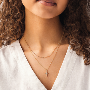 Collier croix en or jaune 14K élégant religieux pavé de diamants certifié IGI diamants de laboratoire chaîne pendentif inspirée de la foi - Product Image 3