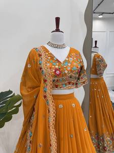 Women's Traditional Indian Pakistani 3-Piece <b>Lengha</b> Choli Plazzo Ready-to-Wear for Summer Weddings Parties for Spring - Product Image 5