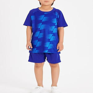 Ensemble maillot et short de football, kit de football par sublimation, uniforme de football, design personnalisé, kit de football d'équipe, téléchargé par Dress Sports - Product Image 2