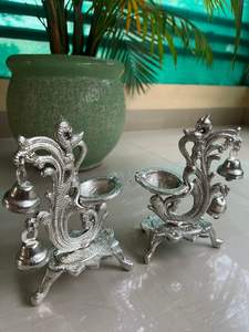 Campanas Diya de Plata Alemana Antigua de Diseño, Recuerdo de Boda, Regalo de Regreso, Diya de Metal Decorativo para el Hogar, Regalo de Inauguración de Casa, Regalo de Diwali - Product Image 5