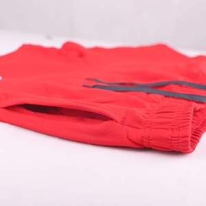 Pantalones cortos informales para correr para hombre de alta calidad con logotipo personalizable y tecnología de secado rápido - Product Image 3