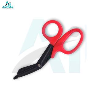 Tijeras de utilidad de diseño rojo y negro de primera calidad de ALMAC diseñadas para uso a largo plazo con cuchillas resistentes y cómodos bucles para los dedos - Product Image 4