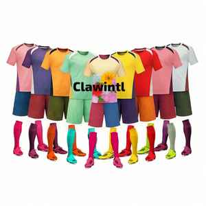 Nouvel arrivage d'uniformes de football pour hommes de conception personnalisée de qualité supérieure vêtements de sport d'entraînement respirants Service OEM disponible 2025 - Product Image 1