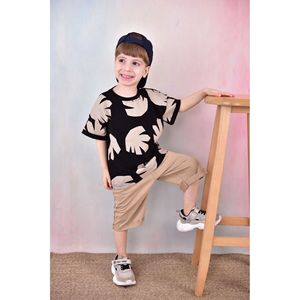 Pantaloncini da ragazzo con motivo Oversize in tessuto compatto Premium