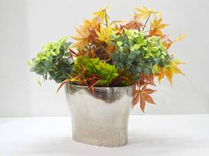 แจกันดอกไม้ลายนูนอลูมิเนียมเคลือบทองเหลืองพรีเมียมแจกันดอกไม้สไตล์แฟนซี - Product Image 2