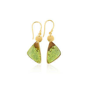 Boucles d'oreilles bohèmes en laiton avec opale verte, bijoux ethniques faits à la main, boucles d'oreilles en laiton de haute qualité, commande en gros - Product Image 1