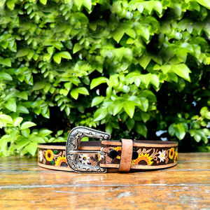 Ceinture en cuir véritable artisanale de style western avec des perles, motif paisley peint à la main et boucle en alliage de zinc, style rock - Product Image 1