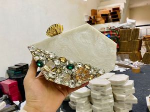 Elegante Bolso de Mano Estilo Animal Hecho a Mano con Cuerno, Diseño Indio, Artículo de Colección, para Fiestas, Eventos Especiales, Regalos para Mujeres - Product Image 5