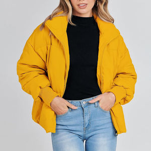 Abrigo acolchado recortado a la moda para mujer, Chaqueta corta ligera acolchada de invierno, prendas de vestir exteriores informales a la moda, aspecto callejero moderno cálido - Product Image 5