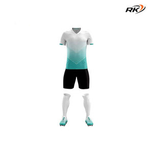 Nuevos uniformes de fútbol para hombres de calidad personalizada, conjuntos completos de camisetas sublimadas para adultos, incluye camisetas de fútbol de equipo personalizadas - Product Image 2