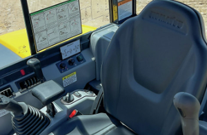 À VENDRE KOMATSU, PC55MR-5, mini-excavatrice de 5,5 tonnes à faible consommation de carburant, prête pour l'expédition - Product Image 5