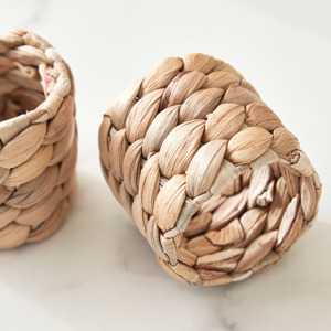 Ensemble de porte-serviettes de cuisine en jacinthe d'eau naturelle écologique anneaux faits à la main pour serviettes de table avec logo personnalisé - Product Image 3