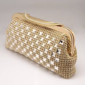 กระเป๋าคลัทช์หนัง PU นุ่ม - Product Image 1