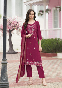 Nueva colección Heavy Viscose Assam Silk Fancy Kurti con Bottom Dupatta Set Ropa étnica perfecta al mejor precio al por mayor - Product Image 3