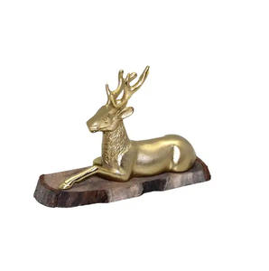 Reno de aluminio decorativo de Navidad de diseño moderno con Base de madera para decoración de mesa de sala de estar hecha a mano - Product Image 2