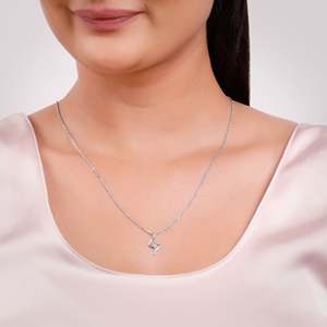 Precioso colgante de belleza de cristal plateado con cadena de eslabones - Product Image 1