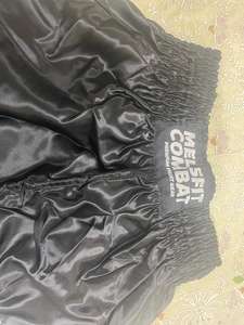 Shorts de Muay Thai les plus vendus OEM Kickboxing & MMA avec un design décontracté solide Impression personnalisée Taille élastique Tissu respirant - Product Image 4