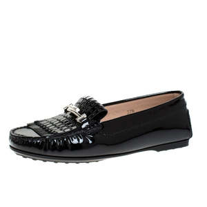 Mocassini Gommino Double T da Donna Tod's in Pelle Verniciata Nera con Dettaglio Frange, Taglia 41 - Product Image 1
