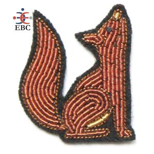 Vente en gros de fil de lingot français lisse de qualité supérieure pour les insignes de broderie à la main d'orfèvrerie Broche de mode et motifs de couture - Product Image 1