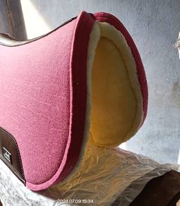 Almohadillas de sillín occidentales de fieltro de lana de Nueva Zelanda rosa claro de 1 \ "Diseño de falda redonda de alta calidad para montar a caballo al por mayor - Product Image 3