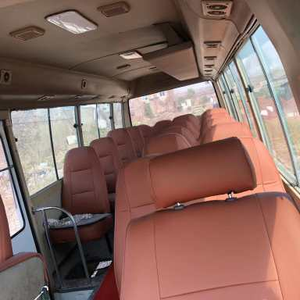 Autobús de Pasajeros Usado de 23-30 Plazas, Tamaño Mediano, Conducción por la Izquierda, Autobús Urbano, Motor Diésel o Gasolina, Cómodo - Product Image 6