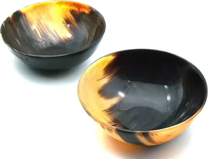 Bol en corne de buffle d'eau fabriqué à la main pour servir des aliments Bol en corne décoratif unique par l'artisanat en croissant - Product Image 3
