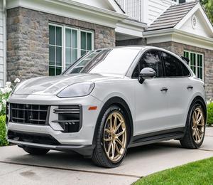 Porsche Cayenne Turbo GT 2024 SUPER LIMPIO, LISTO PARA ENVIAR - Product Image 5
