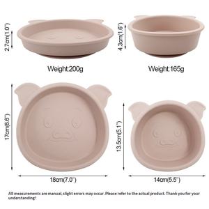 Assiette ronde en silicone de qualité alimentaire pour bébé, motif cochon de dessin animé, ensemble d'alimentation intégré anti-chute avec design mignon - Product Image 2