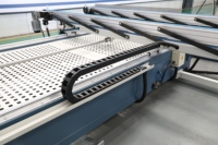 Línea de Producción de Máquina de Engarzado de Esquinas de Cuatro Cabezas CNC Totalmente Servoaccionada para Ventanas y Puertas de Aluminio