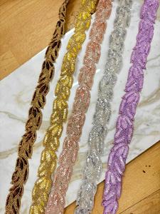 Garniture en dentelle géométrique perlée à la main de haute qualité et élégante pour robes de mariée, de soirée et de mariage, excellente pour les robes de mariée et les vêtements - Product Image 2