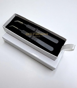 Pince à épiler pour extensions de cils GETUP BROSONS IMPEX de haute qualité, en acier inoxydable, à 45 degrés, avec revêtement en poudre noire et pointe argentée lisse - Product Image 3