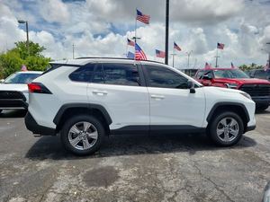 รถยนต์โตโยต้า RAV4 ไฮบริด LE AWD ปี 2024 มือสอง - Product Image 4