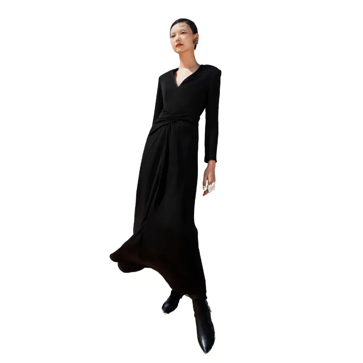 DAMMENKLEider schwarz weiß Durchschnitt V-Ausschnitt Wickeln Kleid individuelles Logo Deknit Rückseite Satin Georgette Papiertüten nachhaltige Mode