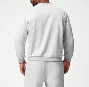 Ensemble de vêtements de sport personnalisés pour hommes confortable pour les entraînements et décontracté motif solide respirant pour la saison d'automne - Product Image 4
