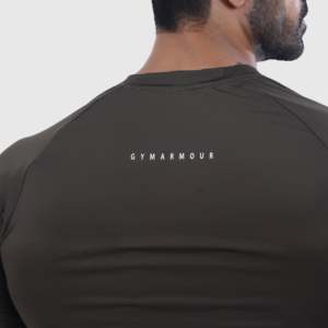 เสื้อยืด Speed Fit ผ้าโพลีเอสเตอร์ถัก 100% น้ำหนักเบา สีพื้น พร้อมลายสกรีน สไตล์เพอร์ฟอร์แมนซ์สำหรับออกกำลังกาย สีเขียวมะกอก - Product Image 5