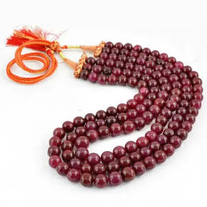 Collar de Cuentas Redondas de Rubí Rojo Intenso Genuino de 3 Hilos, 887.50 CTS, Calidad AAA+, Extraído de la Tierra, Cus-Jew10 - Product Image 1