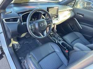 Toyota Corolla Cross Hybrid XSE AWD 2025 d'occasion en excellent état, sans accident, conduite à gauche/droite - Product Image 4