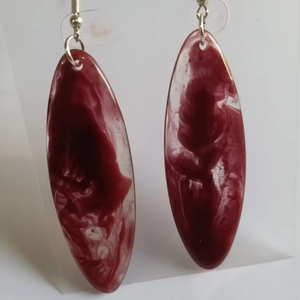 Pendientes de resina adorables para mujer al por mayor, el mejor diseño, estilo Ángel único, calidad, forma ovalada, accesorios de joyería para niñas - Product Image 1