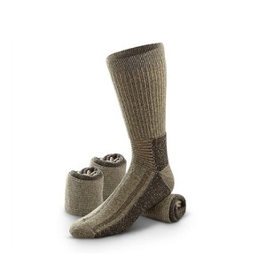 OEM personalizado 100% algodón grueso Terry senderismo botas calcetines hombres calcetines verdes - Product Image 2