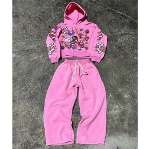 ชุดเซ็ตเสื้อฮู้ดดี้พิมพ์ลายพัฟฟ์หนานุ่มแบบมีซิปและกางเกงวินเทจทรงขาบาน สตรีทแวร์ แทรคสูท ยูนิเซ็กส์ ขายส่ง รับผลิตแบบ OEM - Product Image 4