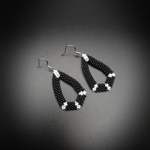 Pendientes de cuentas bordadas para novia, estilo compromiso, pendientes de cuentas bordados llamativos, diseño hecho a mano para la noche - Product Image 1